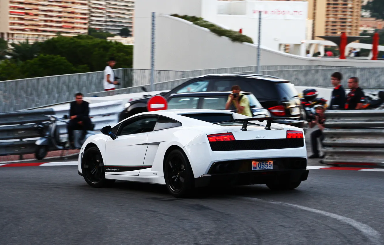 Photo wallpaper road, movement, tuning, people, rear view, tuning, Lamborghini, Gallardo