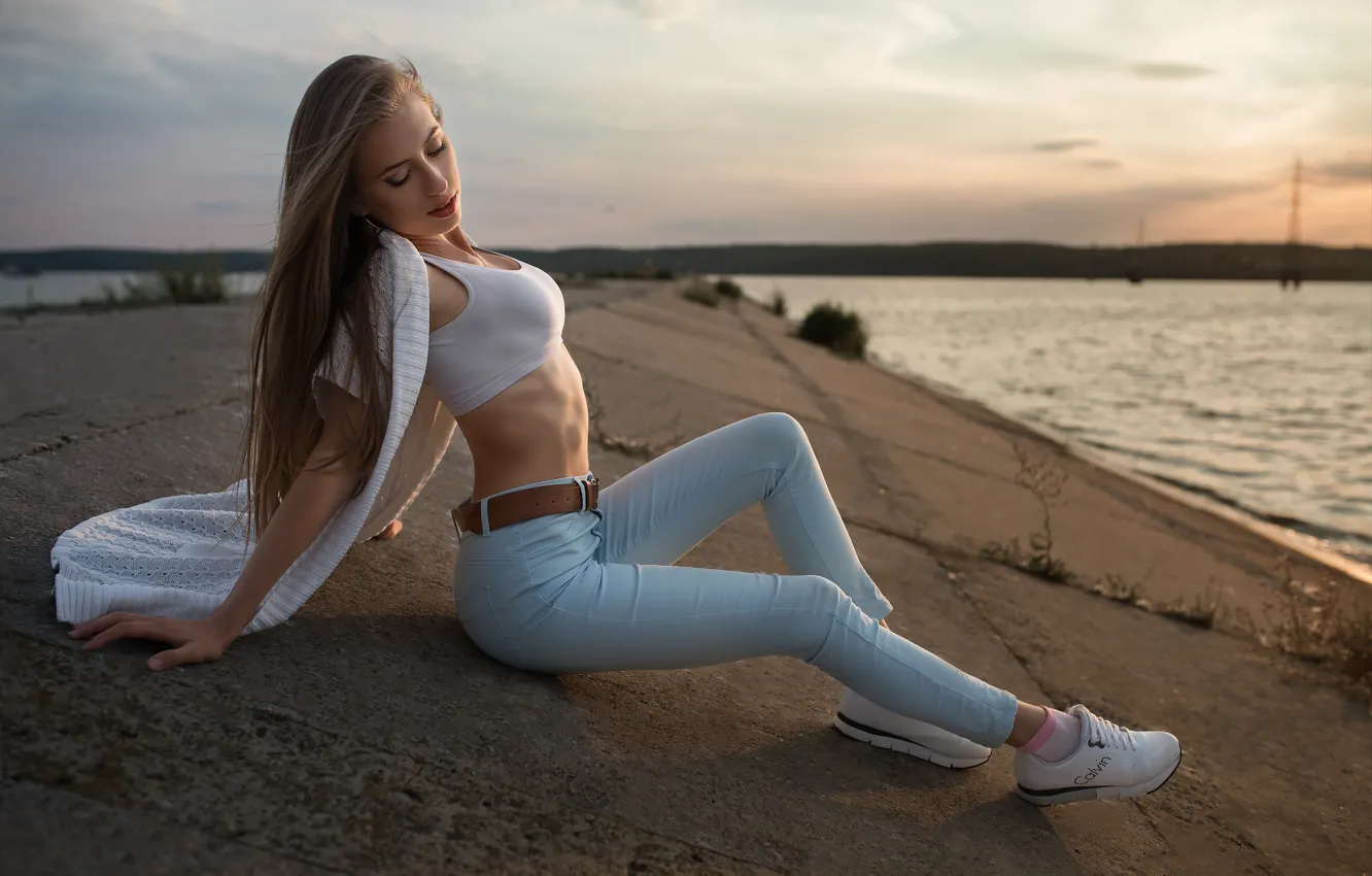 Photo wallpaper girl, sexy, pose, river, hair, jeans, Victoria, figure