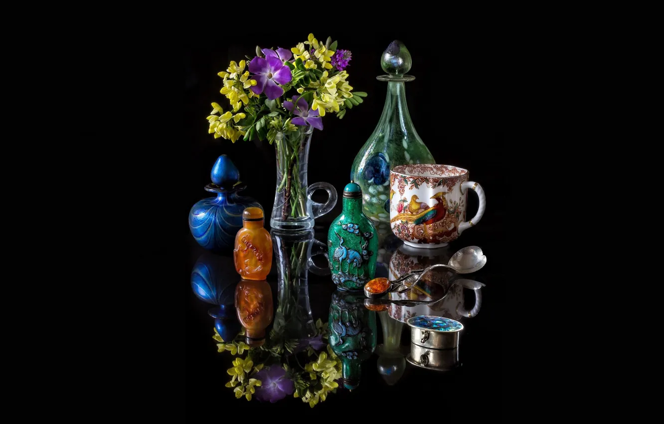 Photo wallpaper glass, reflection, flowers, silver, mug, vase, black background, still life