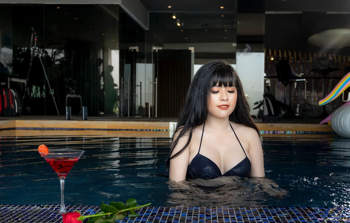 Photo wallpaper water, glass, pool, glass, pool, water, closed eyes, closed eyes