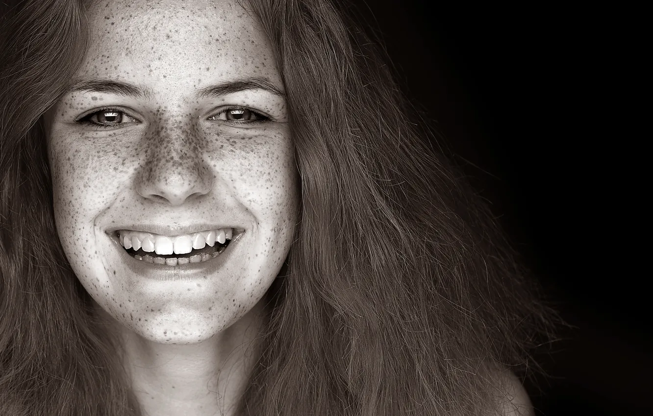 Photo wallpaper smile, face, happiness, freckles