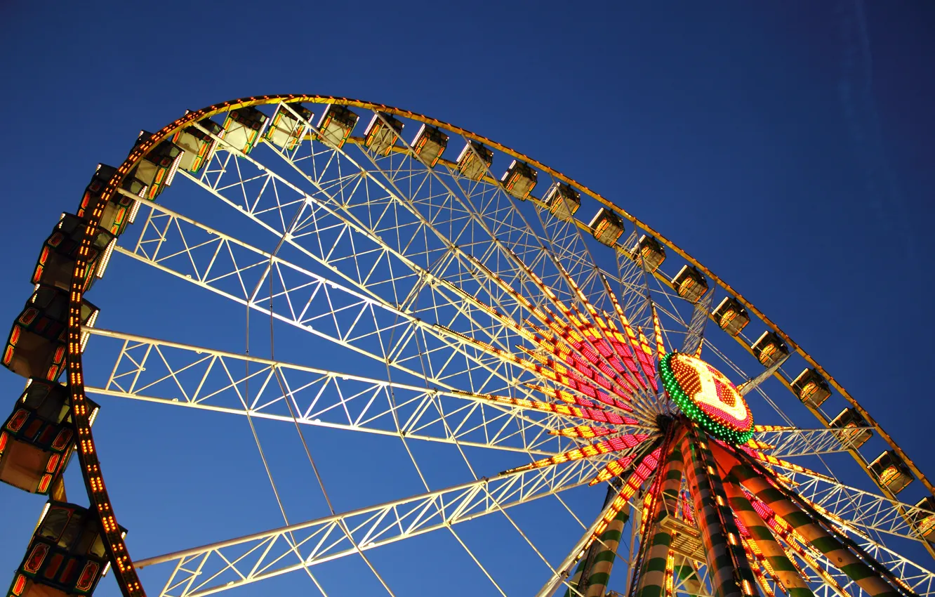 Photo wallpaper Germany, attraction, Germany, Stuttgart, Stuttgart, Ferris Wheel, Ferris Wheel, Ferris Wheel