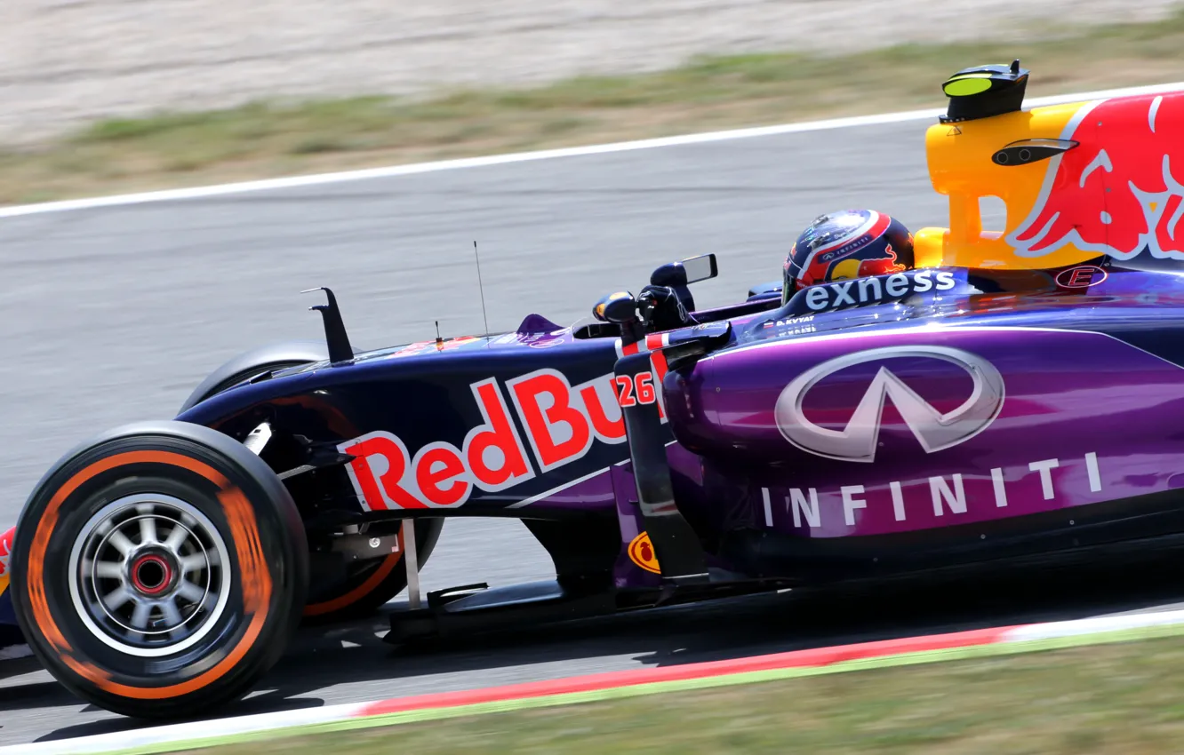 Photo wallpaper Formula 1, Red Bull, Daniil Kvyat