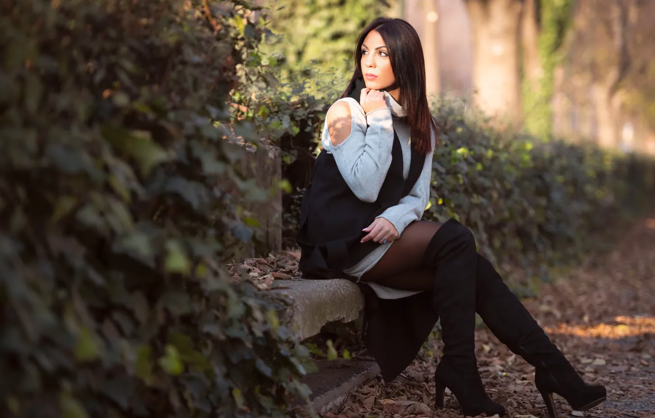 Photo wallpaper girl, Park, model, bench, Francesca