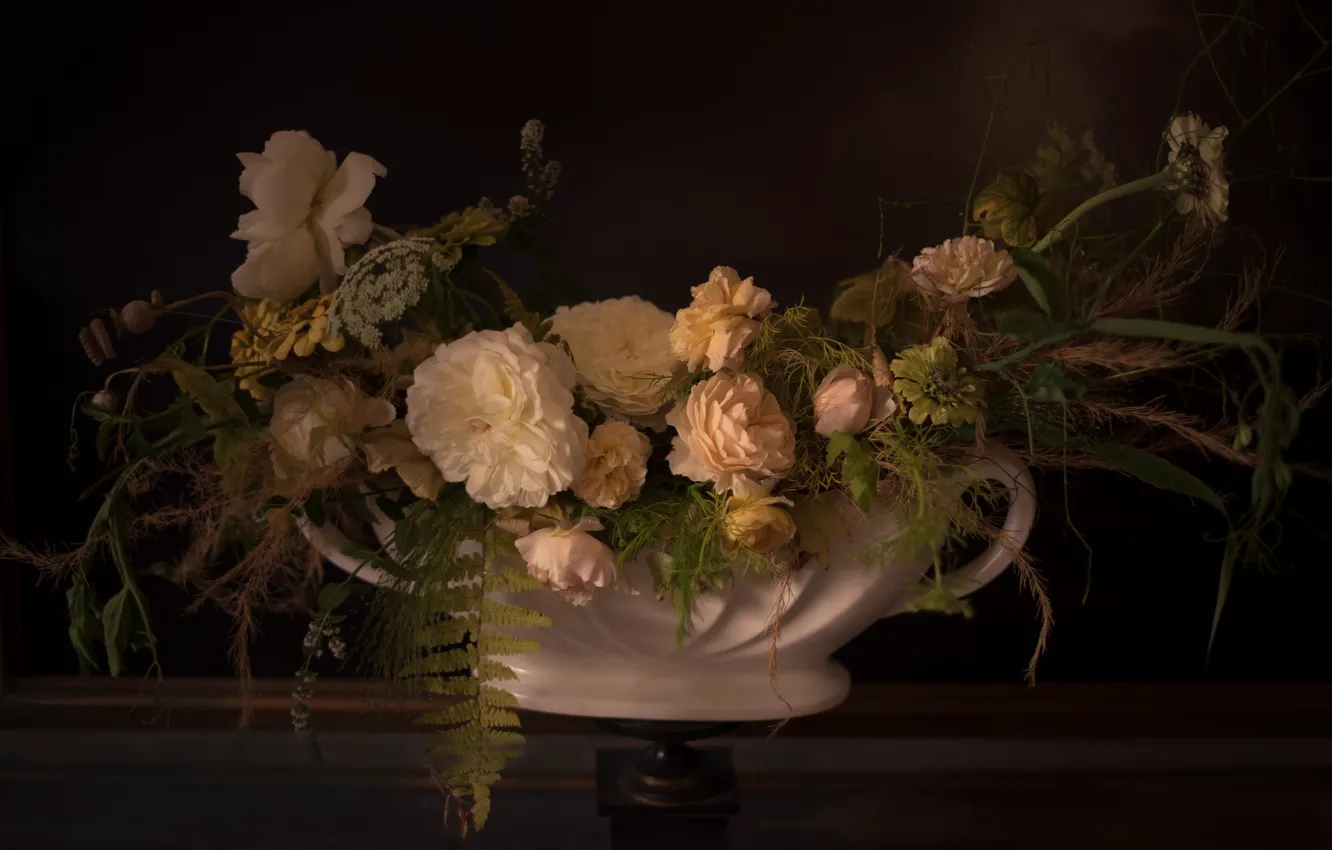 Photo wallpaper style, roses, bouquet, composition