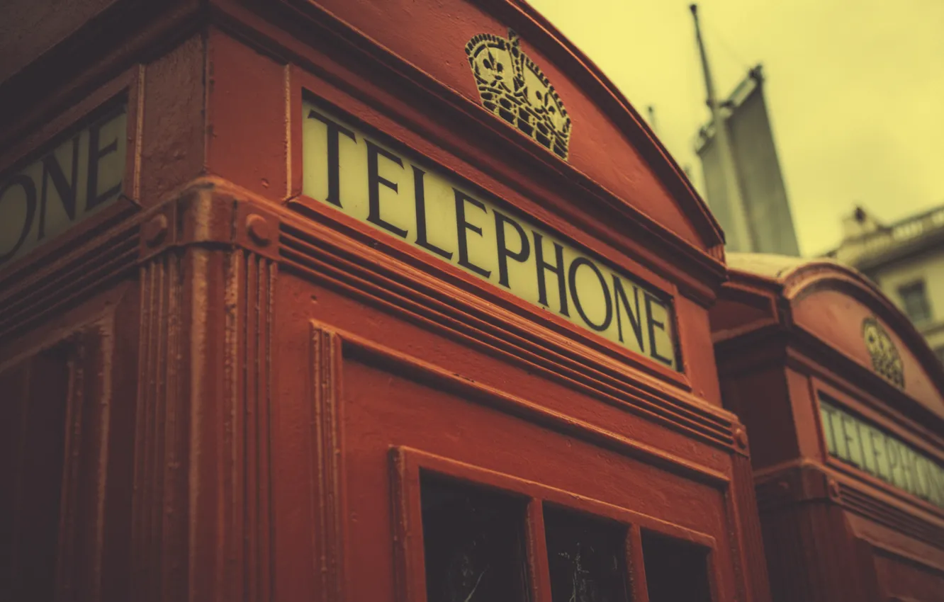 Photo wallpaper British, crown, London, Britain, United Kingdom, telephone, public telephone, telephone kiosk