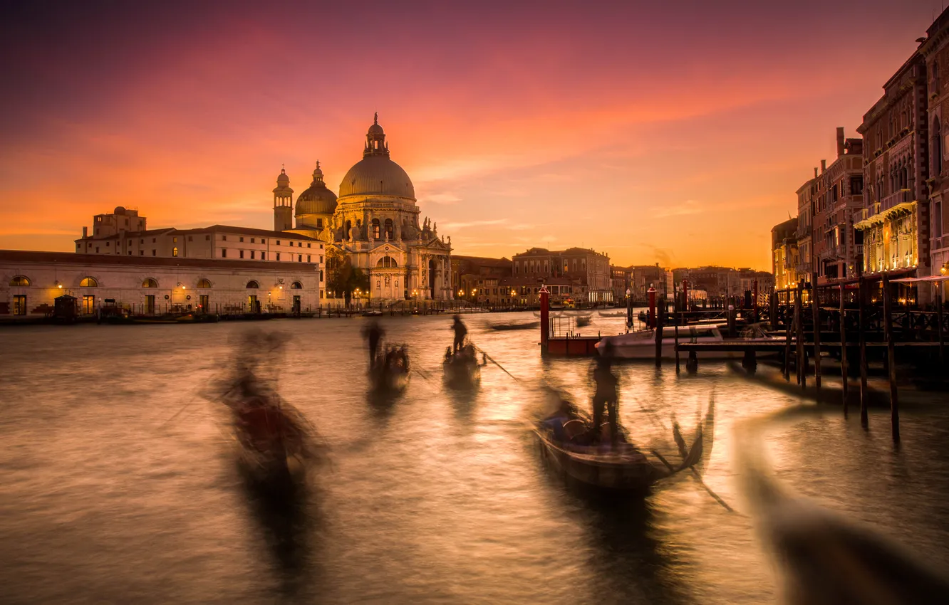 Photo wallpaper the sky, clouds, lights, boat, hdr, Italy, Venice, channel