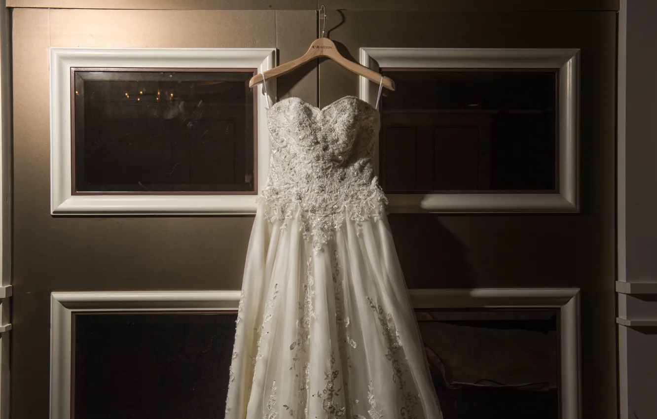 Photo wallpaper dress, wedding, hanger