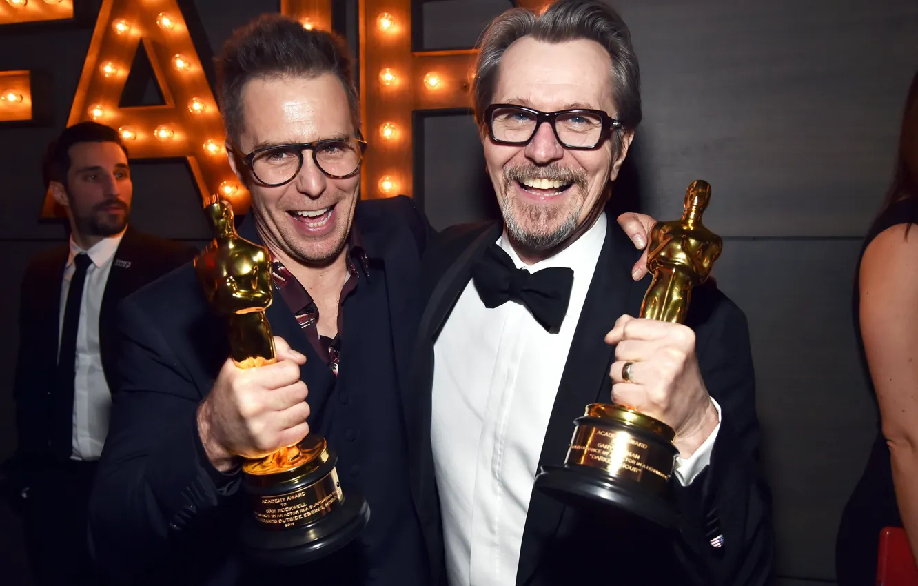 Photo wallpaper smile, glasses, costume, actor, Oscar, smile, glasses, Oscar