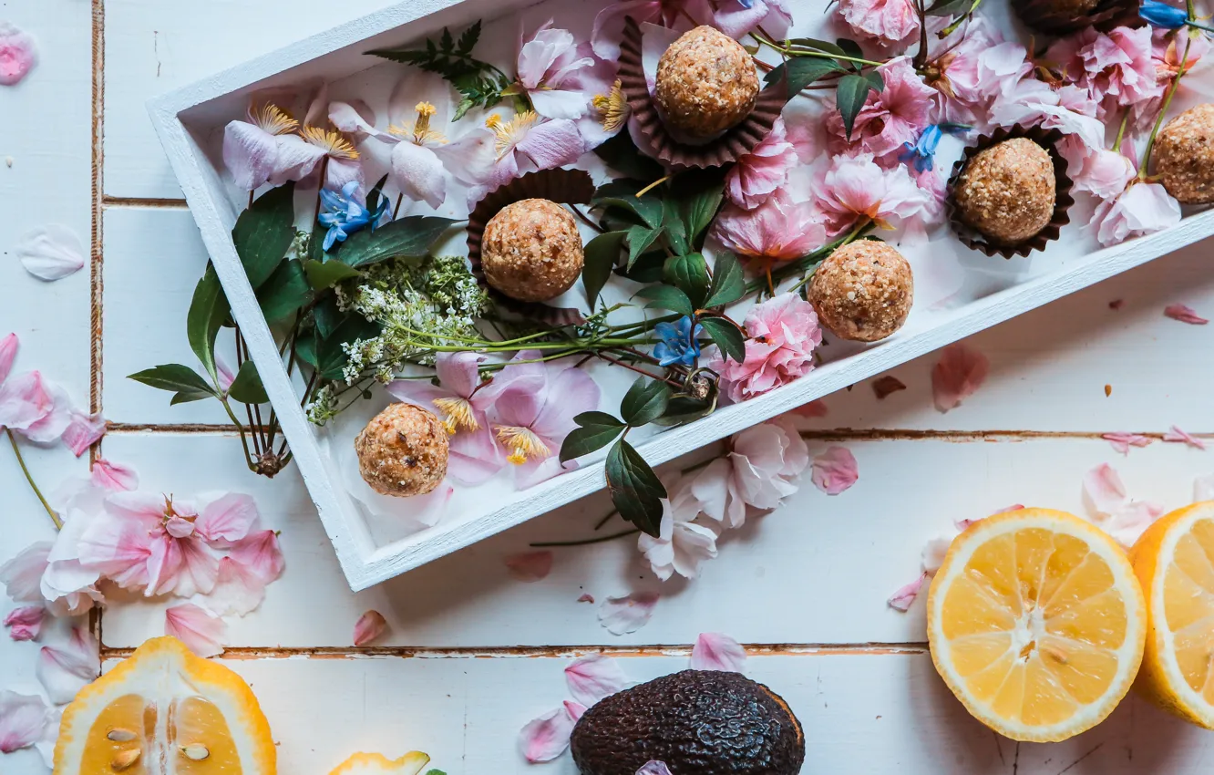 Photo wallpaper flowers, box, lemon, chocolate, candy, wood, dessert