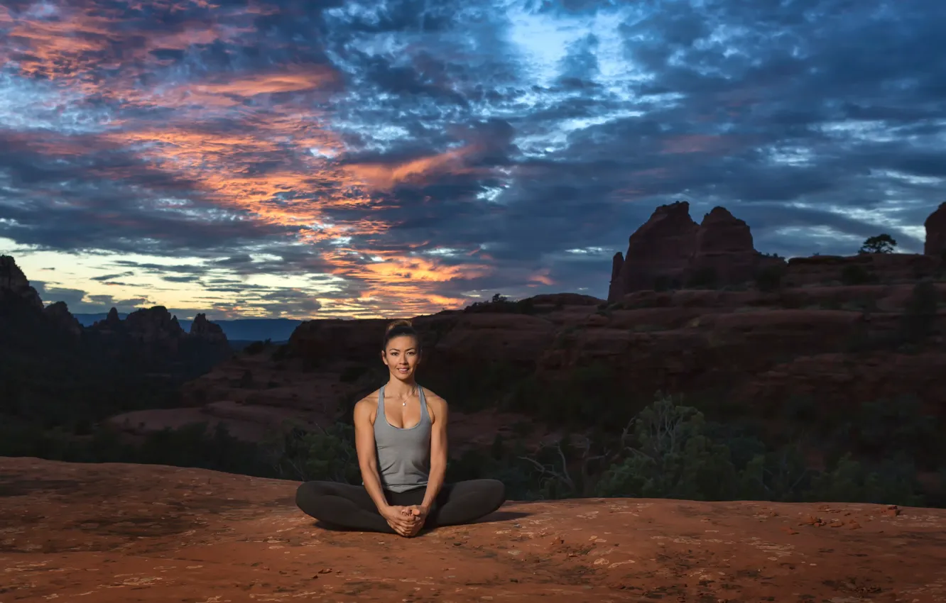 Photo wallpaper girl, mountains, Yoga on the Rocks, Gosan no Kiri