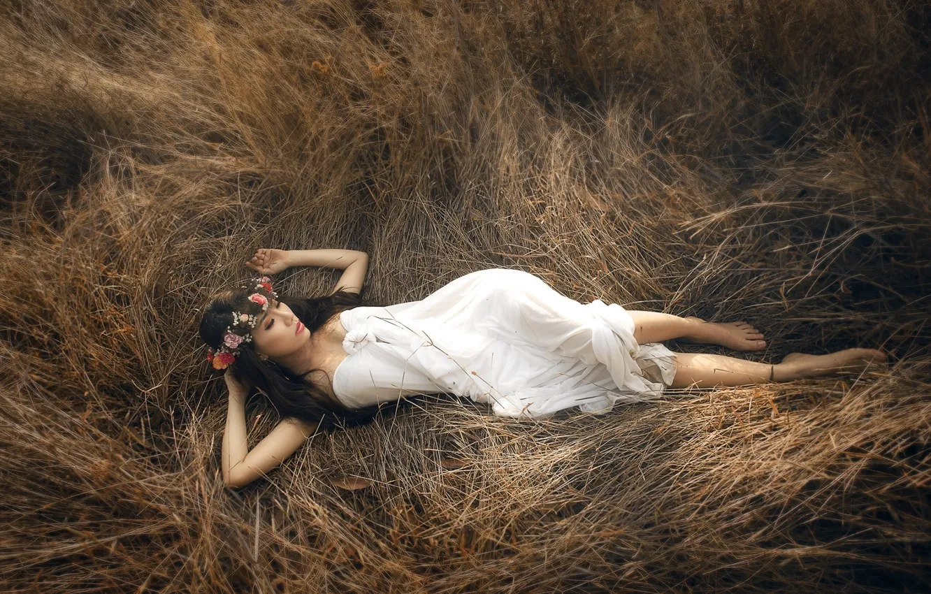 Photo wallpaper grass, pose, body, Girl, dress, Asian