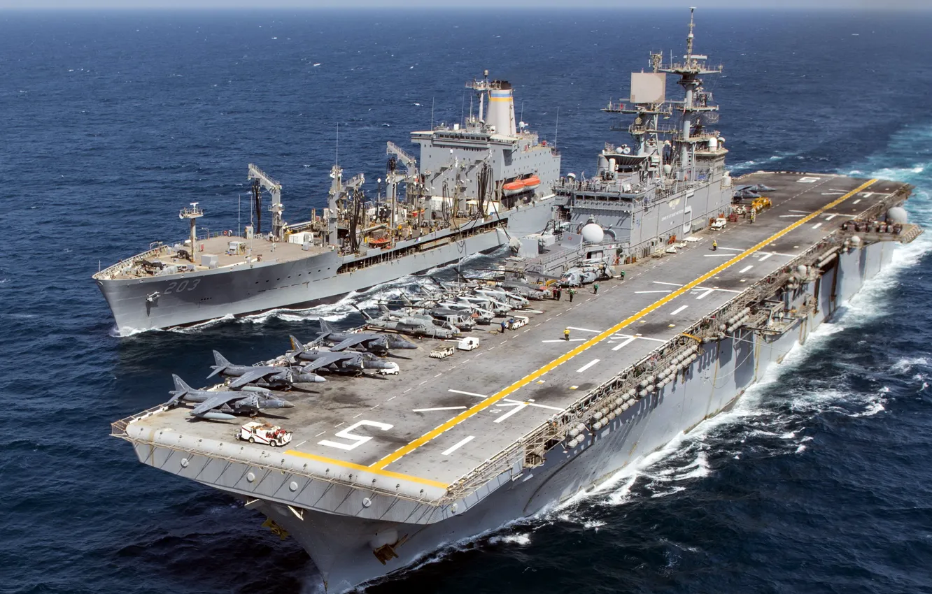 Photo wallpaper ship, army, Navy, USNS Laramie (T-AO 203), USS Bataan (LHD 5)