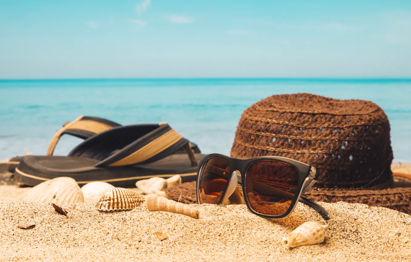 Photo wallpaper sand, sea, beach, summer, stay, hat, glasses, shell