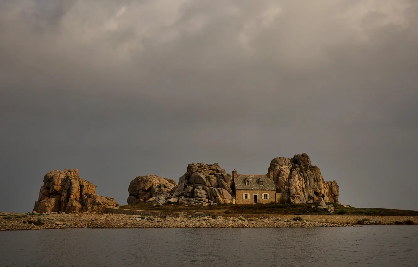 Photo wallpaper the sky, clouds, rocks, France, home, Brittany, The Castel Meur