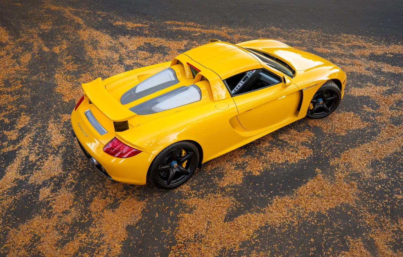 Photo wallpaper Porsche, yellow, Porsche Carrera GT