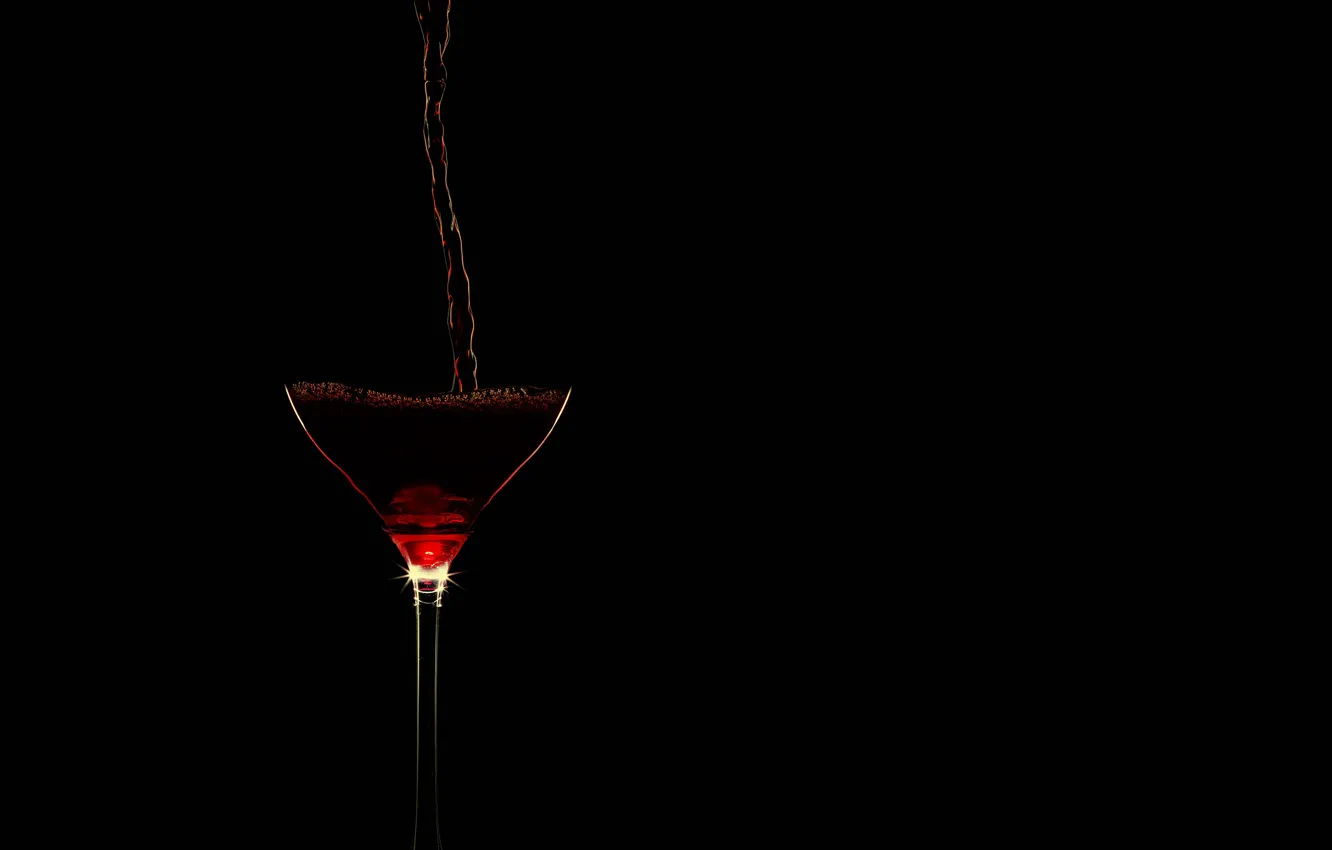Photo wallpaper glass, liquid, drink, black background