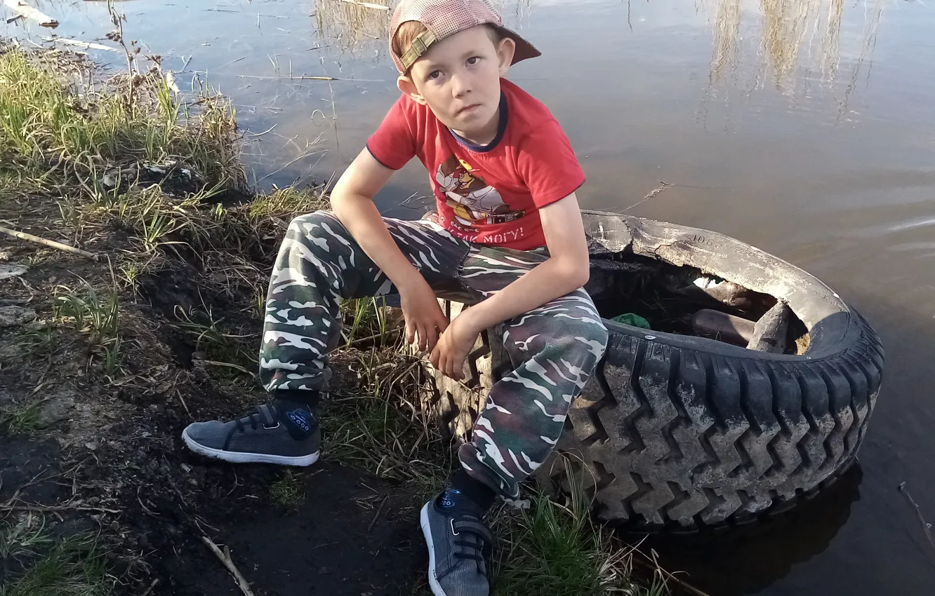 Photo wallpaper water, landscape, mood, boy