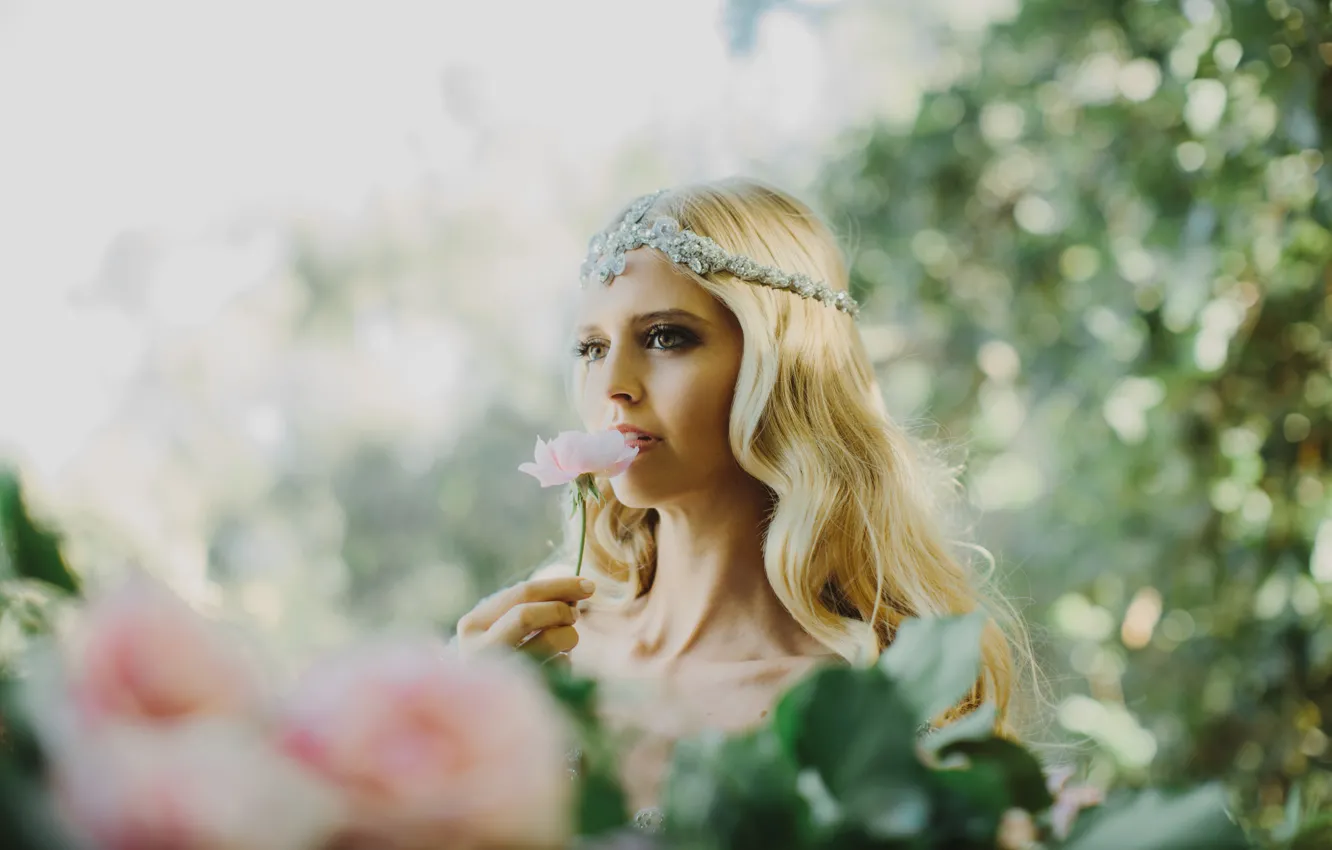 Photo wallpaper girl, flowers, garden, blonde, bokeh