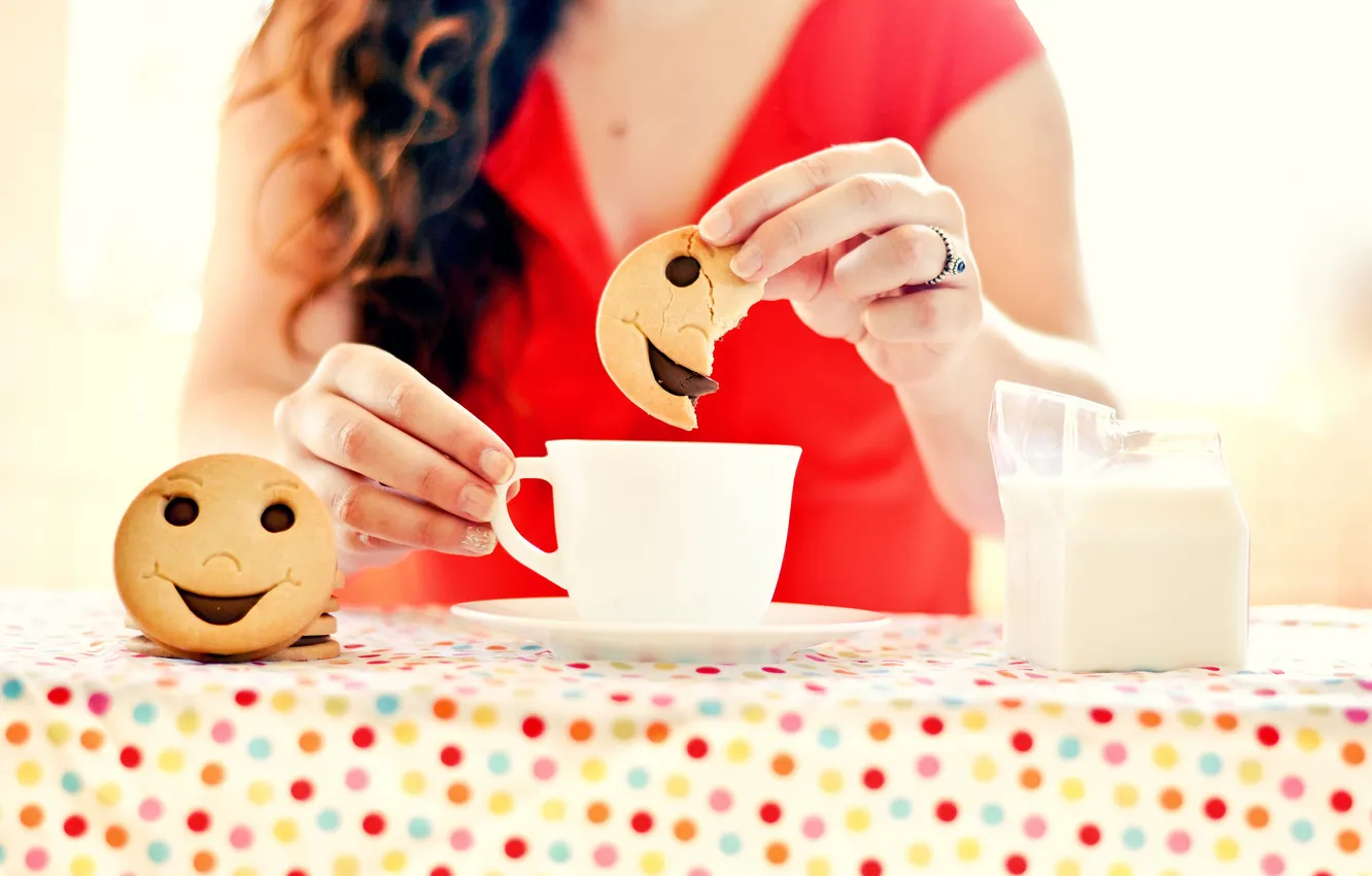 Photo wallpaper girl, people, cookies, smile, the tea party