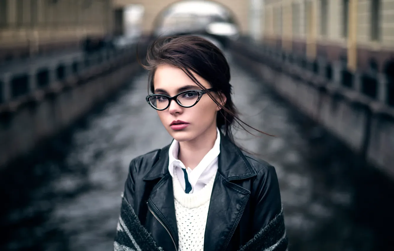 Photo wallpaper portrait, glasses, Maxim Guselnikov, Brina, Karina Maksimova