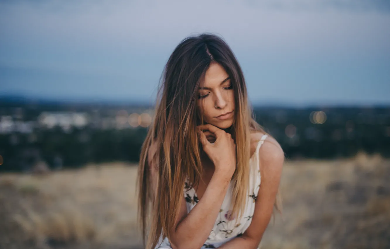 Photo wallpaper girl, face, pose, hair