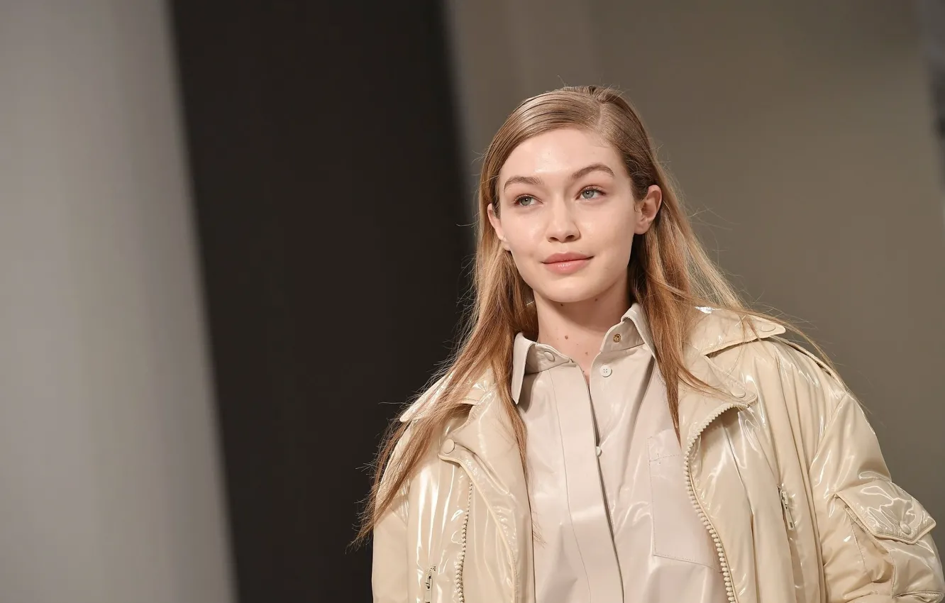 Photo wallpaper smile, celebrity, Gigi Hadid
