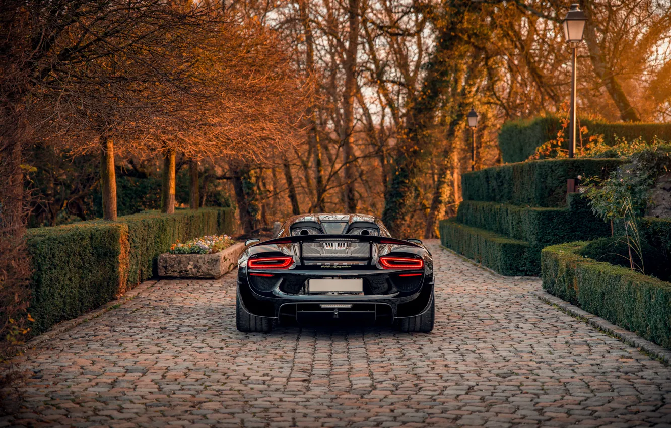 Photo wallpaper Porsche, 918, rear, Porsche 918 Spyder Weissach Package