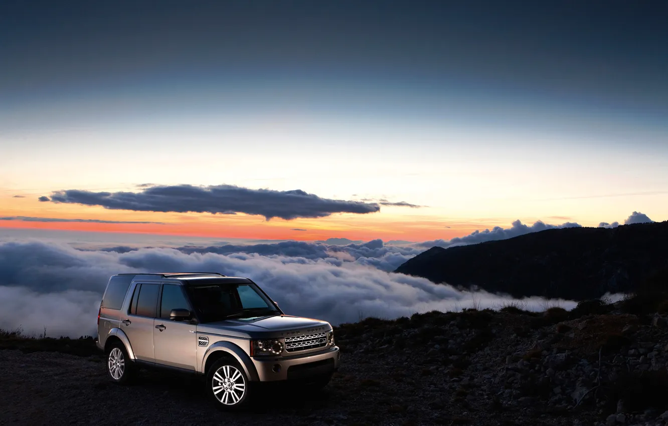 Photo wallpaper clouds, sunset, mountains, Land Rover, Discovery 4