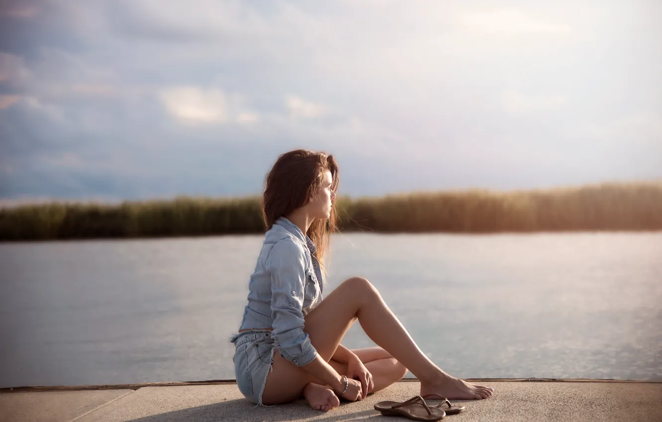 Photo wallpaper girl, lake, the beauty