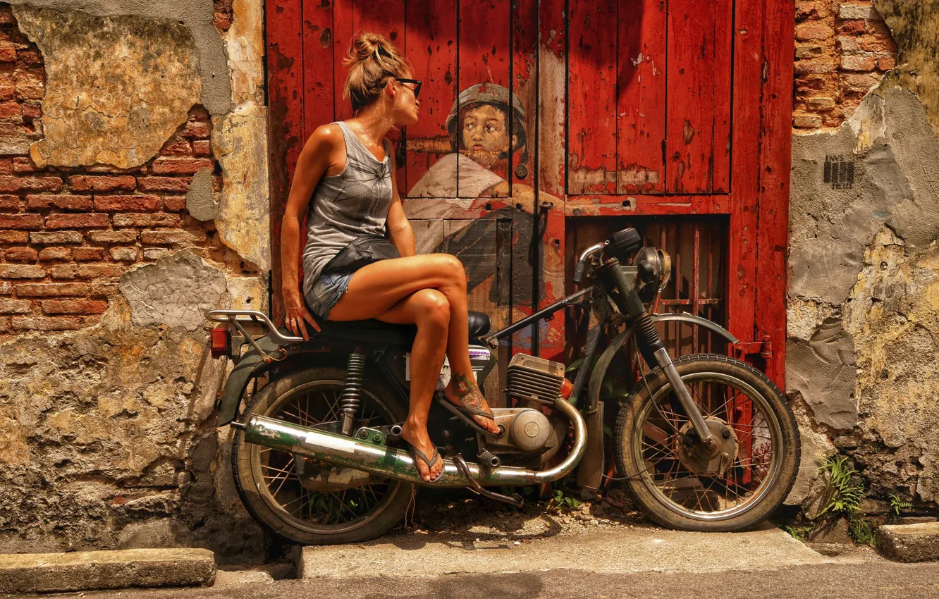 Photo wallpaper girl, the city, figure, the door, art, motorcycle