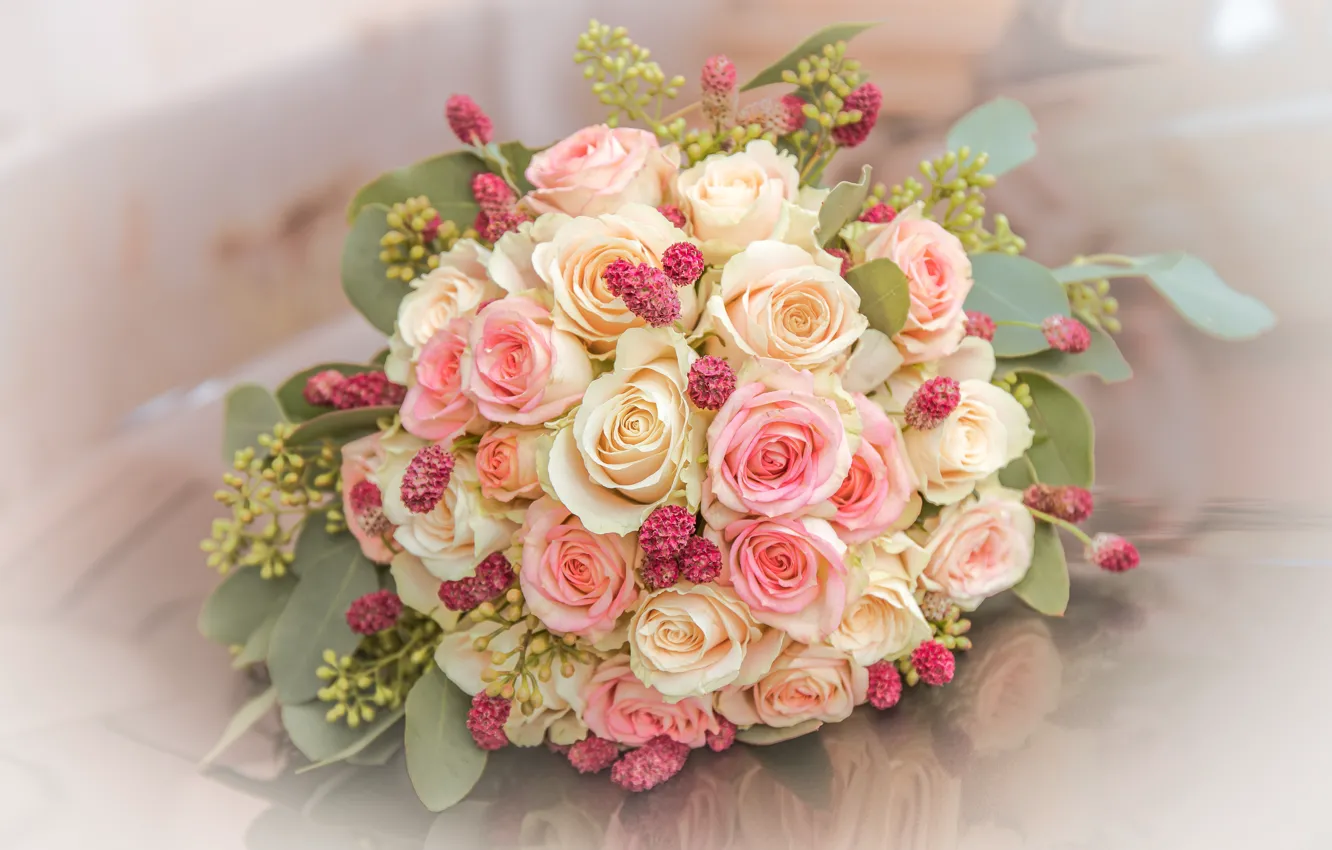 Photo wallpaper leaves, flowers, roses, bouquet, cream, pink, white, light background
