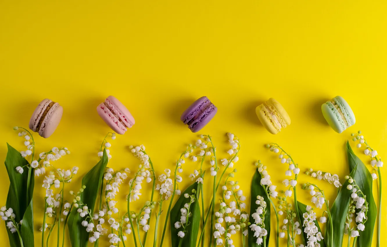 Photo wallpaper yellow, background, cookies, lilies of the valley, almond