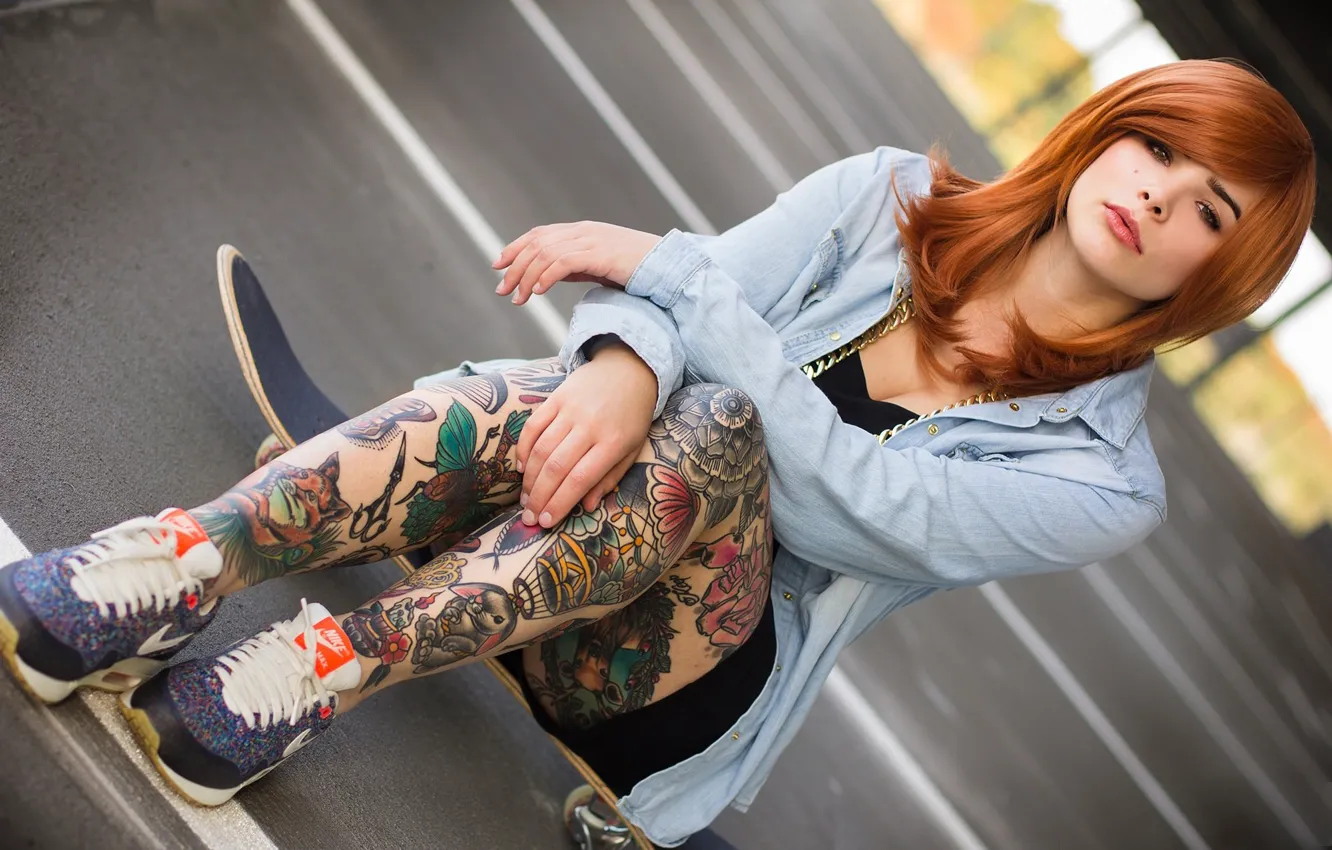 Photo wallpaper feet, painting, Julia Coldfront, red, tatuirovka, tattoo model, girl