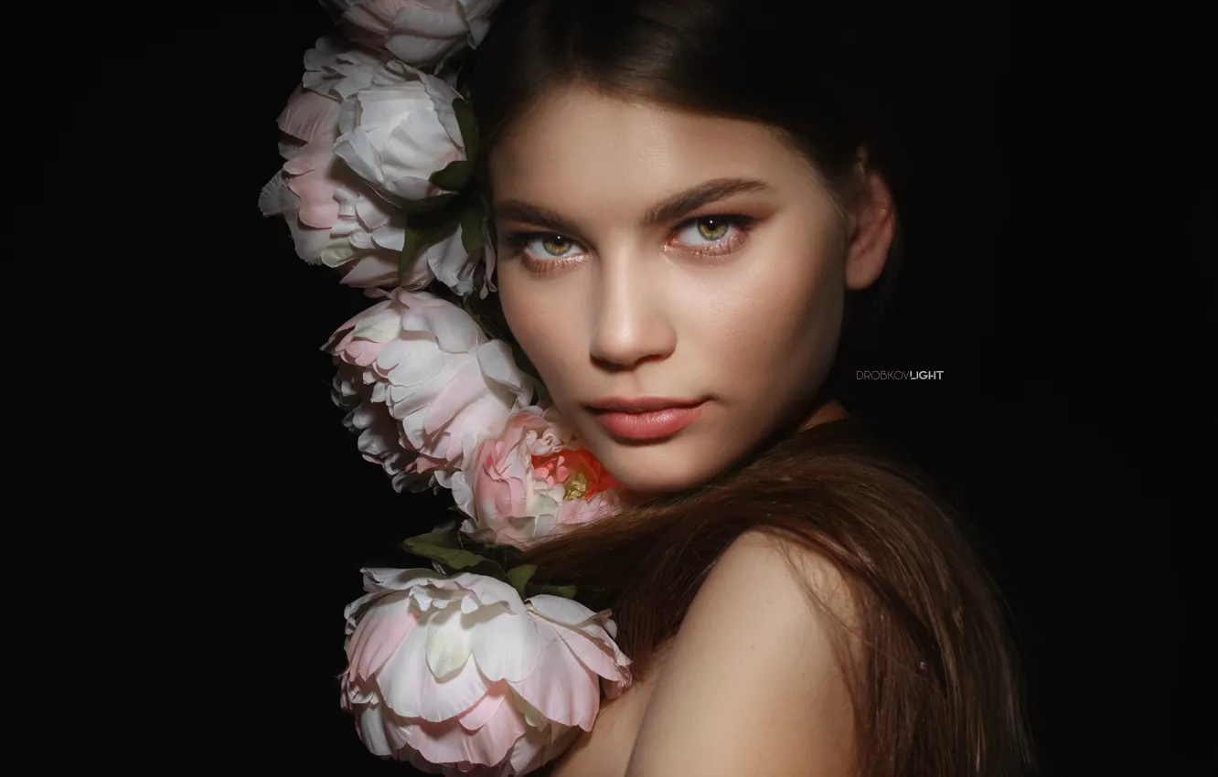 Photo wallpaper look, girl, flowers, face, portrait, the dark background, Alexander Drobkov-Light, Yulia Andronova