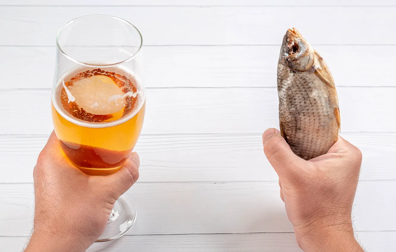 Photo wallpaper table, glass, beer, fish, hands, Zakus