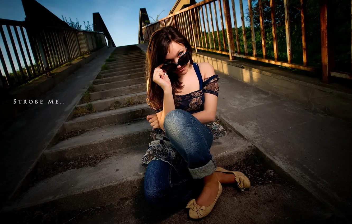 Photo wallpaper girl, bridge, portrait