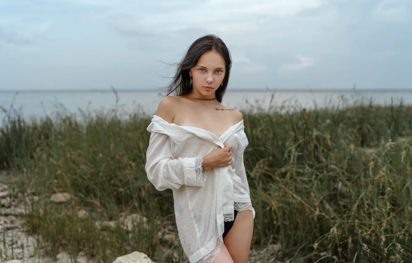 Photo wallpaper look, girl, nature, pose, blouse, shoulders, Dmitry Usmanov