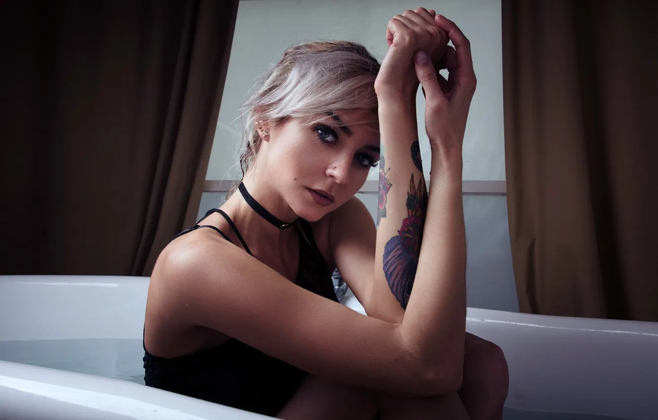 Photo wallpaper look, pose, model, portrait, wet, hands, makeup, dress