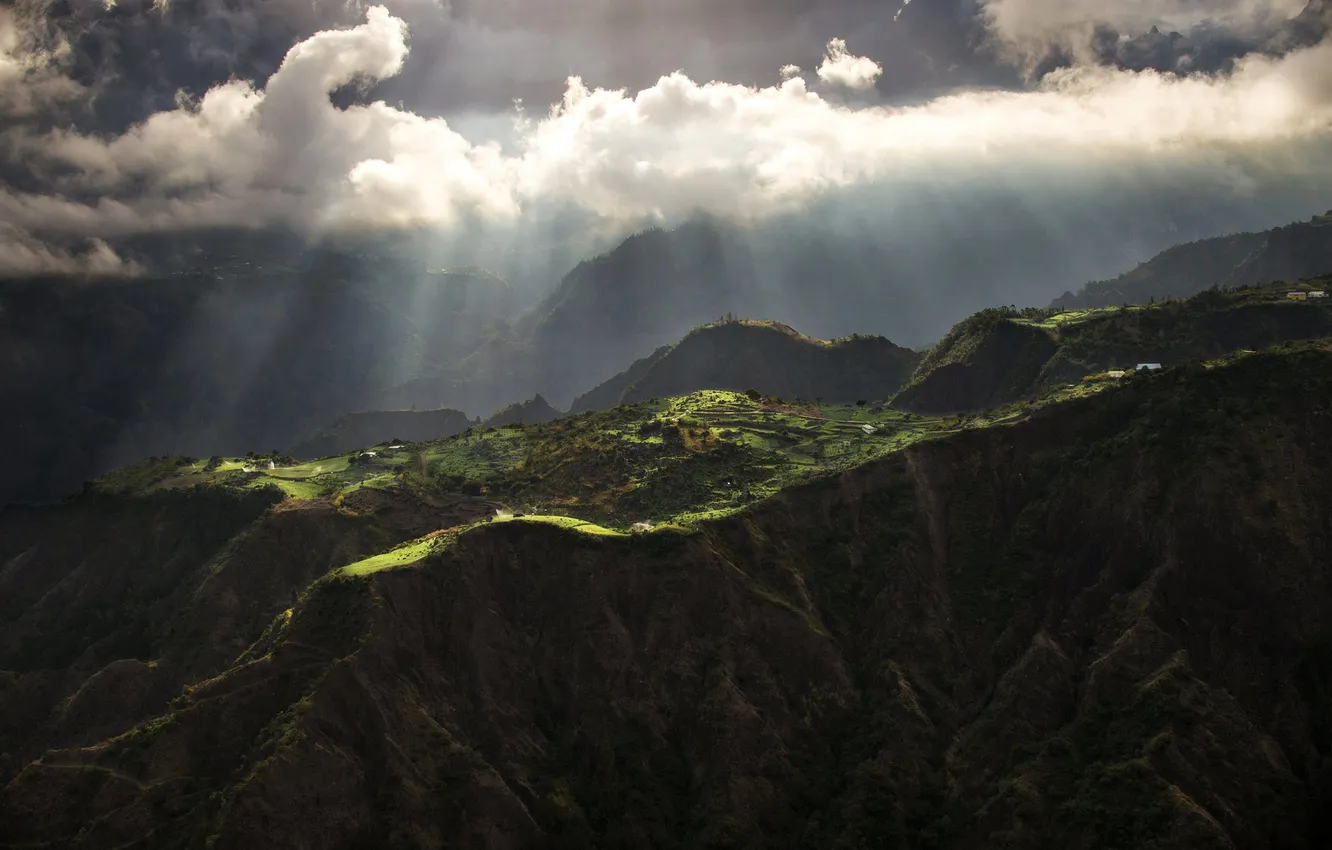 Photo wallpaper clouds, rays, mountains, nature, France, reunion island