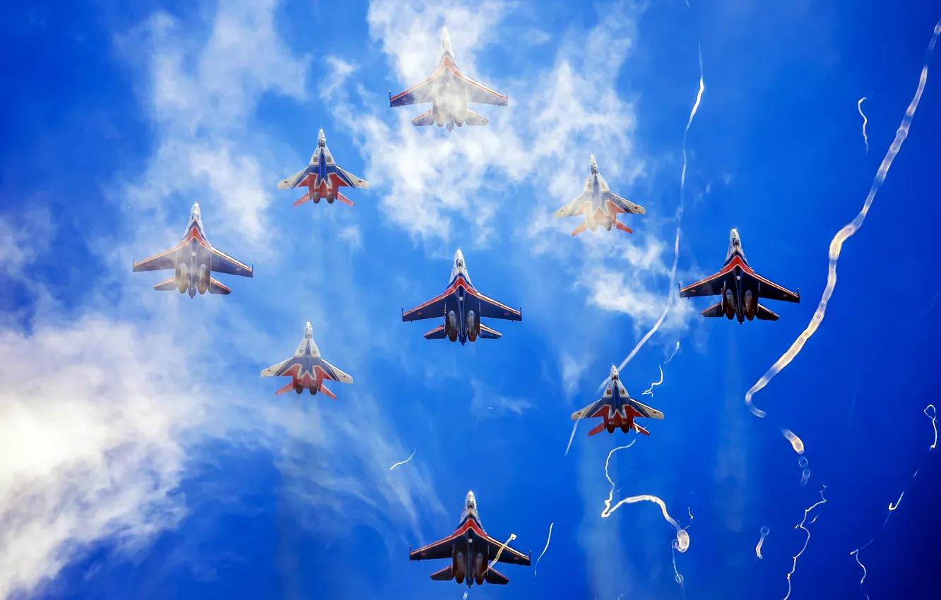Photo wallpaper The sky, Su-27, The MiG-29, Aerobatic team, &ampquot;Swifts&ampquot;, &ampquot; Russian Knights&ampquot;