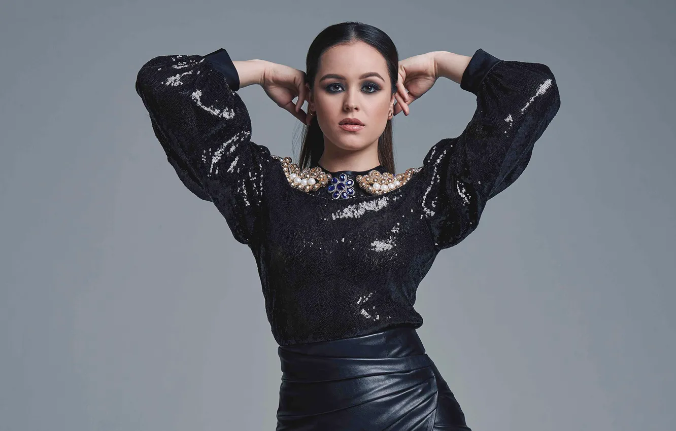 Photo wallpaper look, girl, pose, photo, makeup, figure, actress, brunette