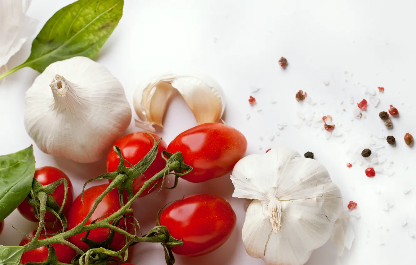 Photo wallpaper leaves, branches, tomatoes, garlic, pepper