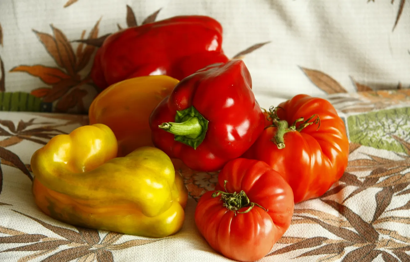 Photo wallpaper summer, food, yellow, food, red, pepper, vegetables, tomatoes