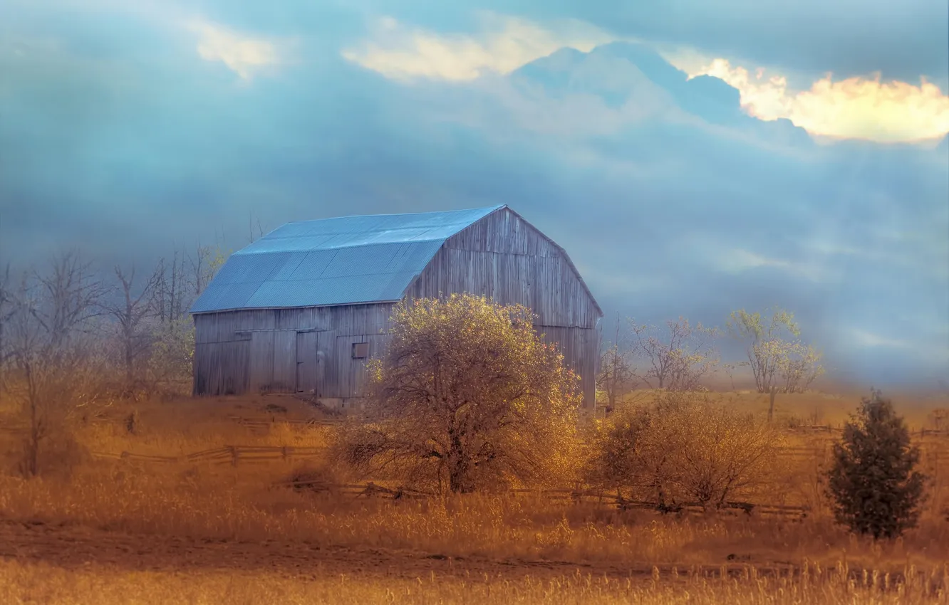 Photo wallpaper clouds, the barn, farm