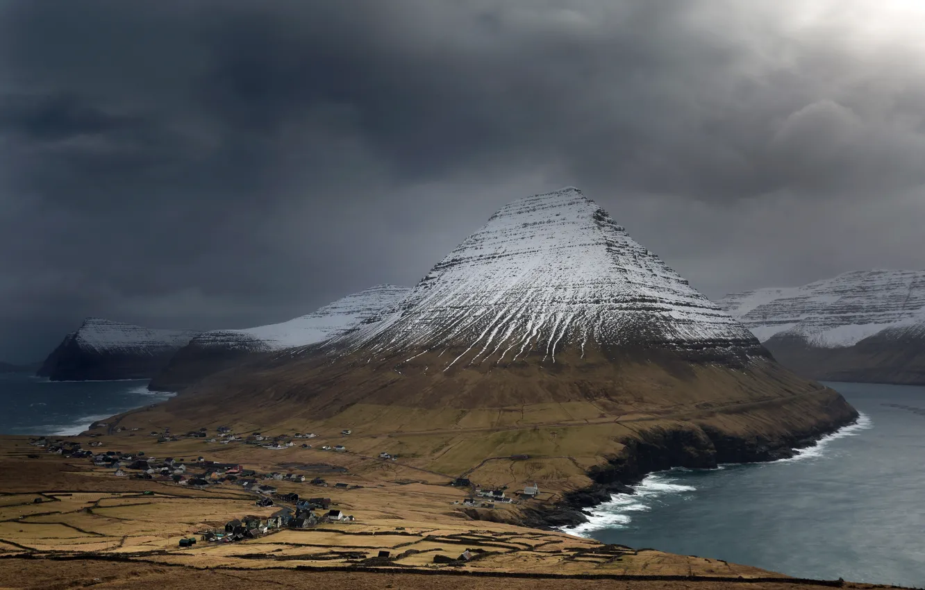 Photo wallpaper mountain, pyramid, Faroe islands