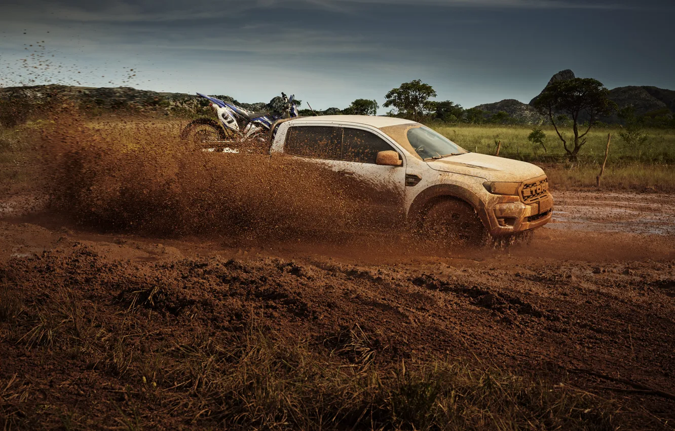 Photo wallpaper squirt, earth, Ford, dirt, in motion, pickup, Storm, Ranger