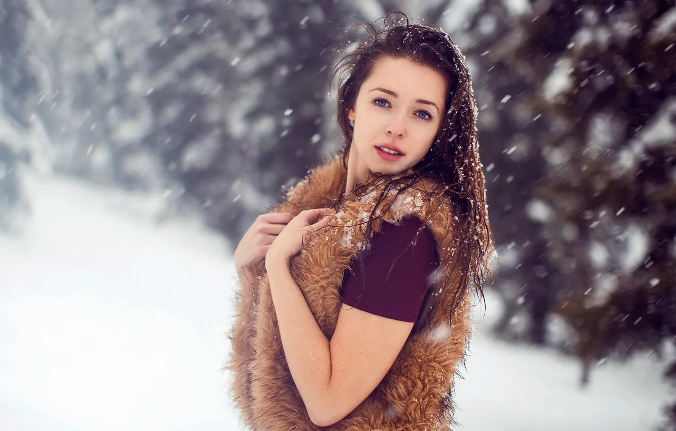 Photo wallpaper winter, look, snow, trees, snowflakes, nature, pose, portrait