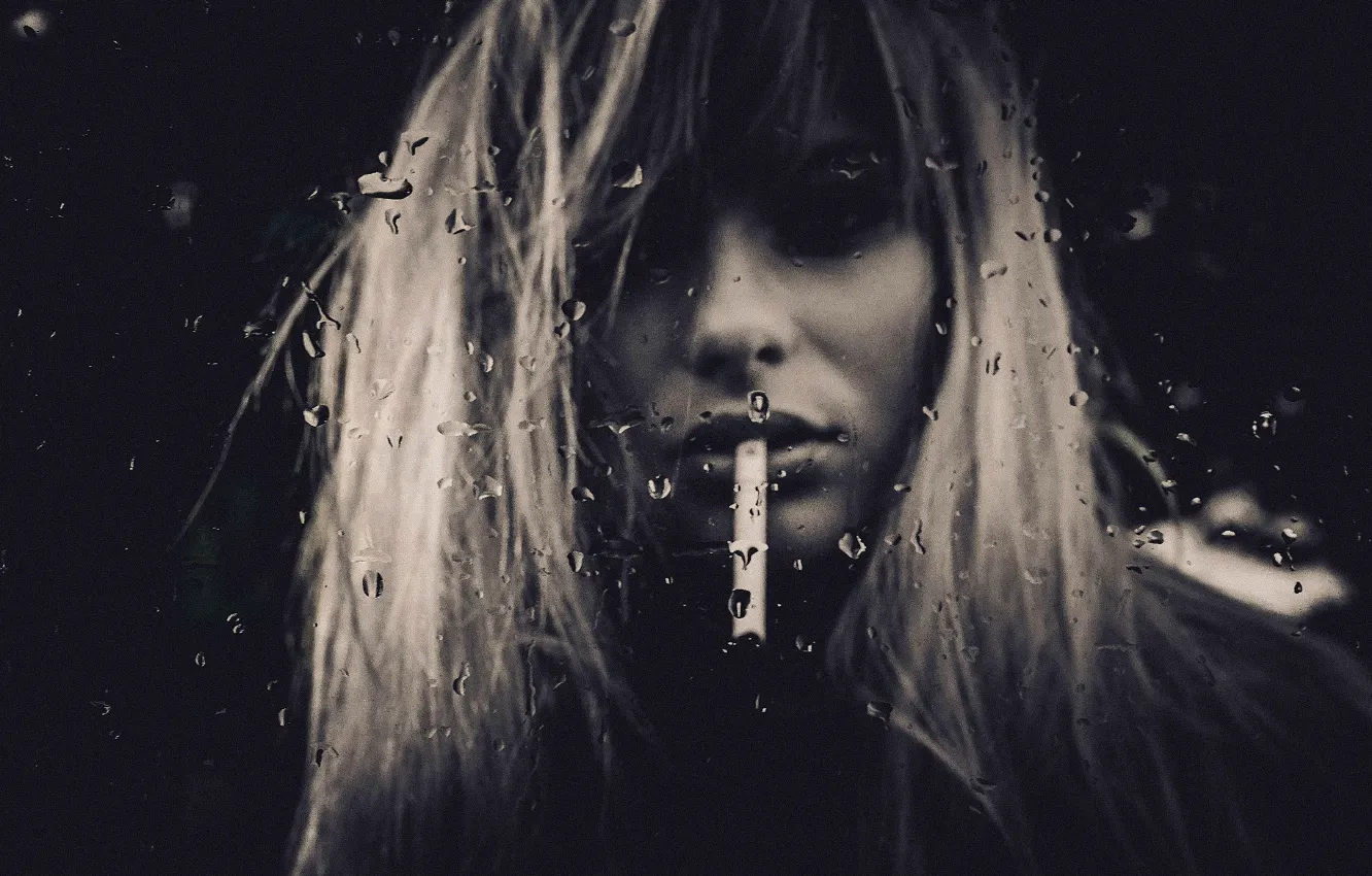 Photo wallpaper girl, drops, portrait, cigarette