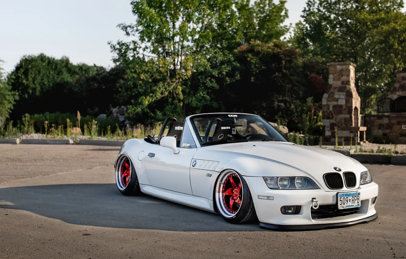 Photo wallpaper Bmw, White, Road, Trees, Red Wheels, Bmw Z3